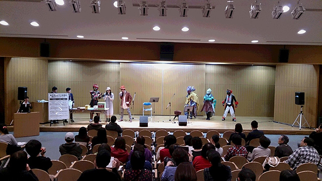 会場の様子。100名以上の方にお越しいただきました。